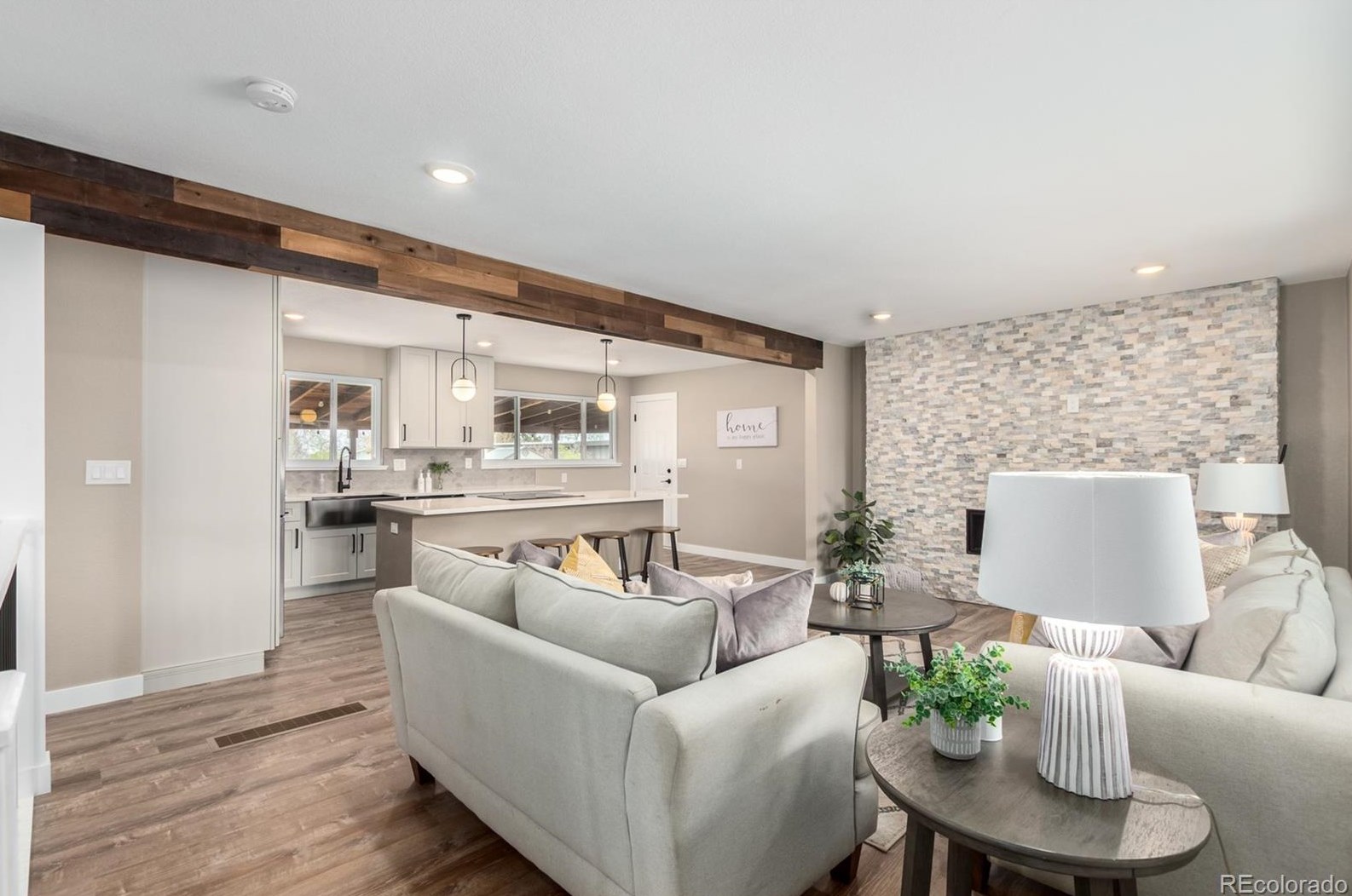 39 Fair Ave, Littleton CO  80120-2813 exterior