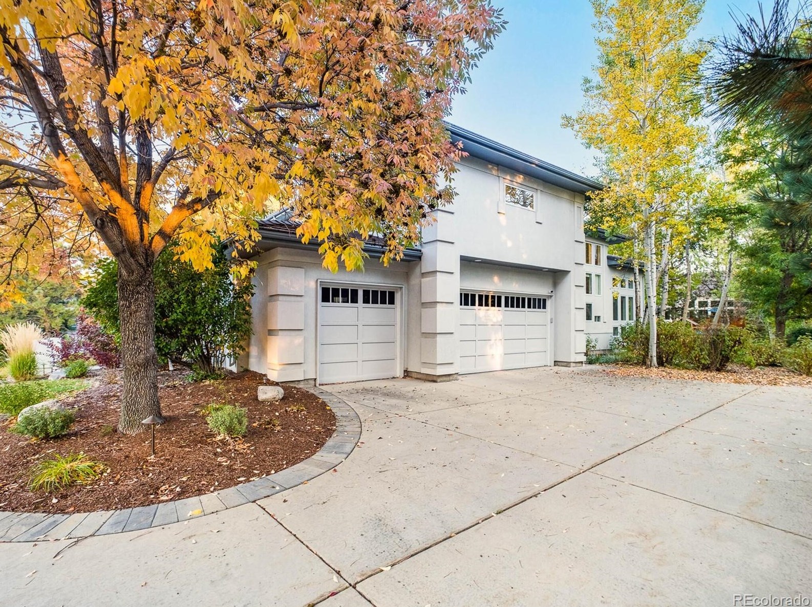 5780 Forest St, Littleton CO 80121-2138 exterior