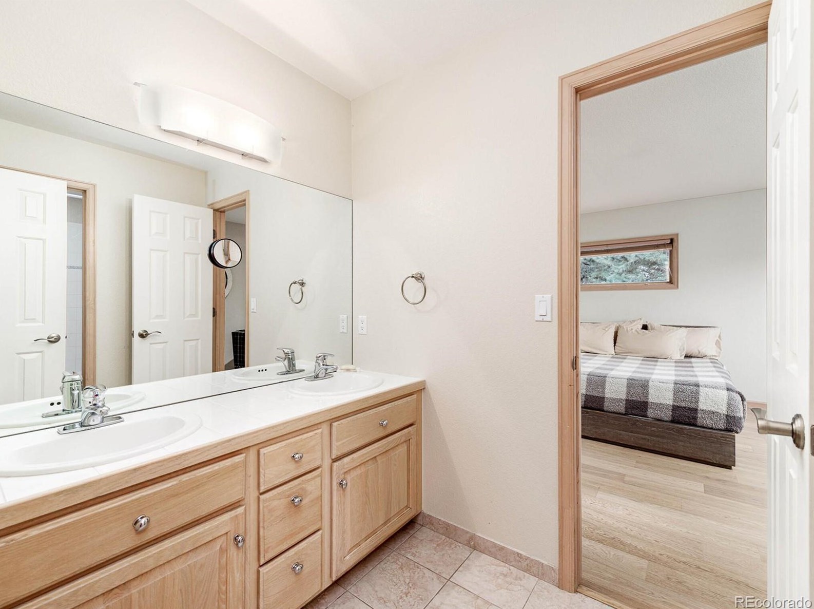 5780 Forest St, Littleton CO 80121-2138 exterior