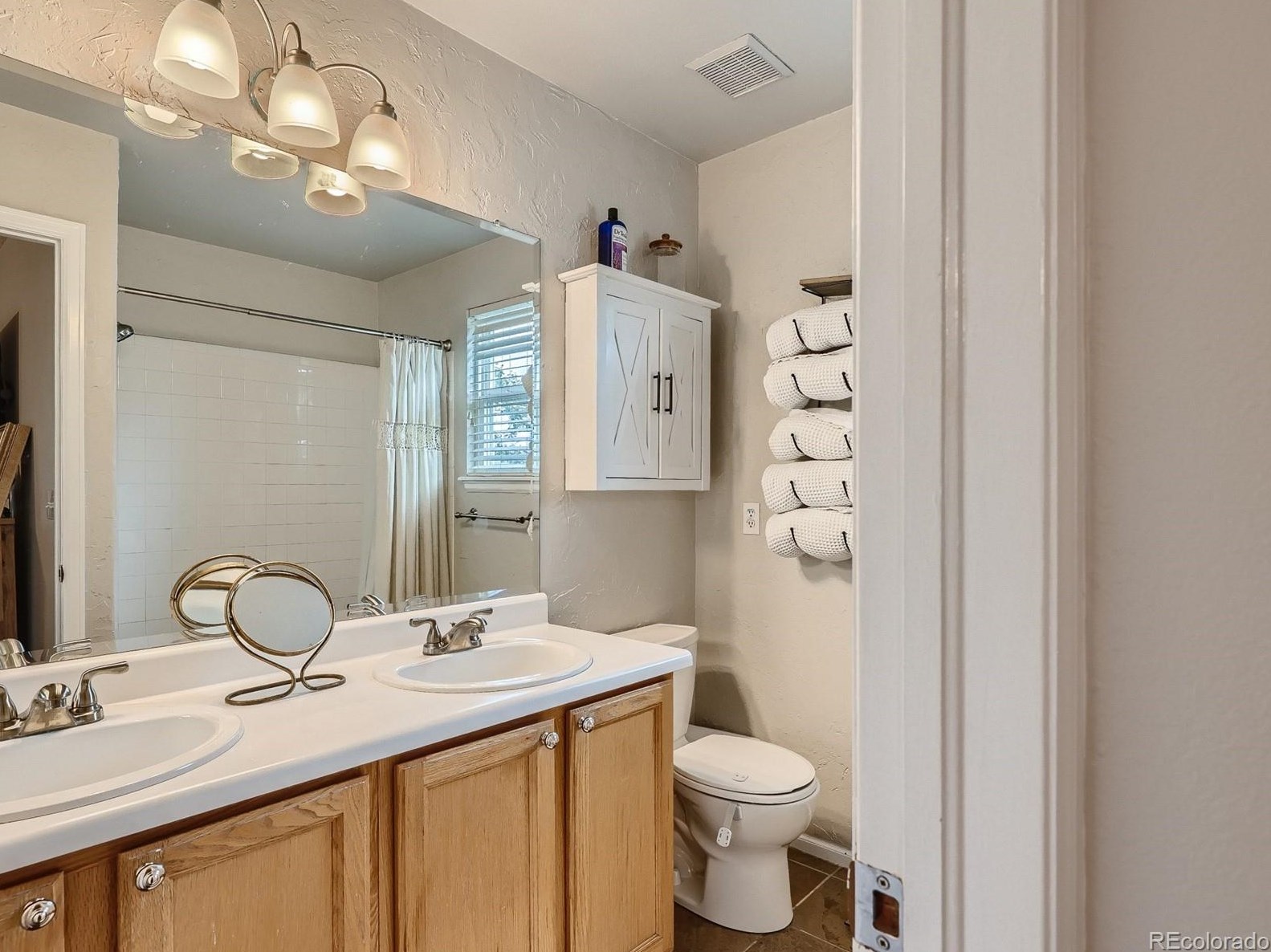 9665 Castle Ridge Cir, Littleton CO  80129-5706 exterior