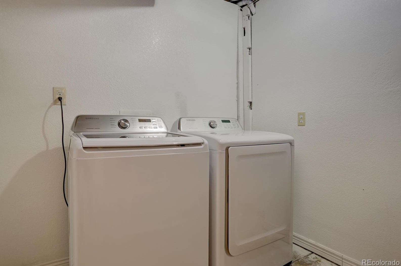 14121 Radcliff Cir, Denver CO  80015-1246 exterior