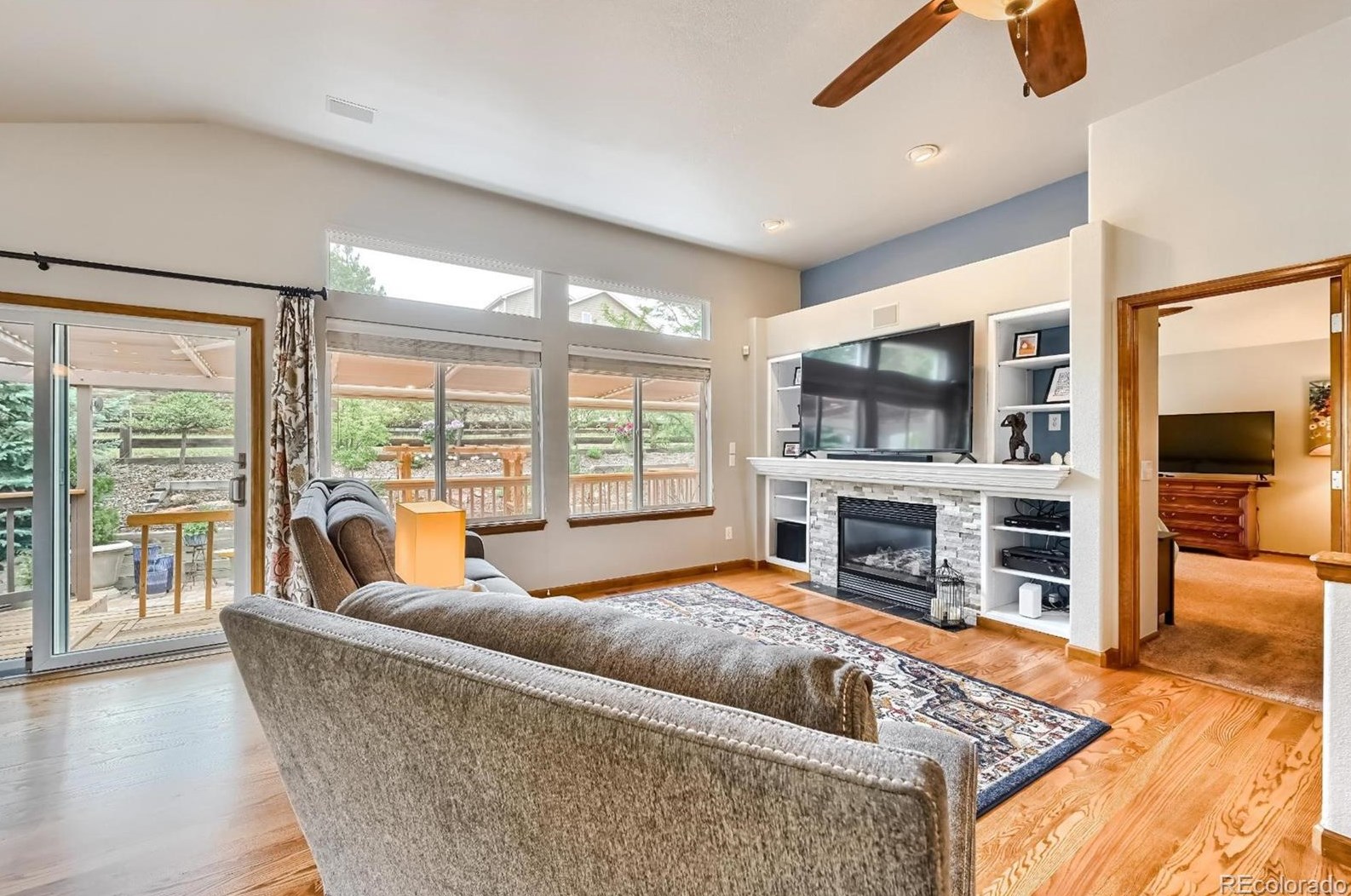 1686 Marsh Hawk Cir, Castle Rock CO  80109-3519 exterior