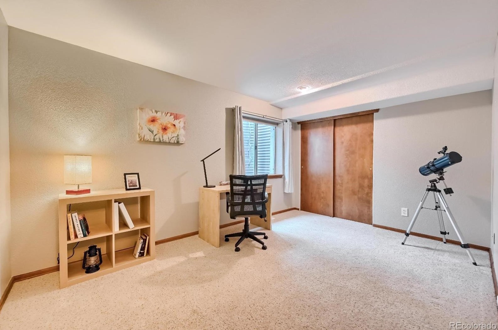 1686 Marsh Hawk Cir, Castle Rock CO  80109-3519 exterior