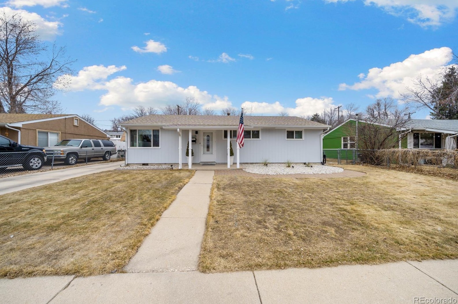 2525 Lark Dr, Colorado Springs, CO 80909-1122