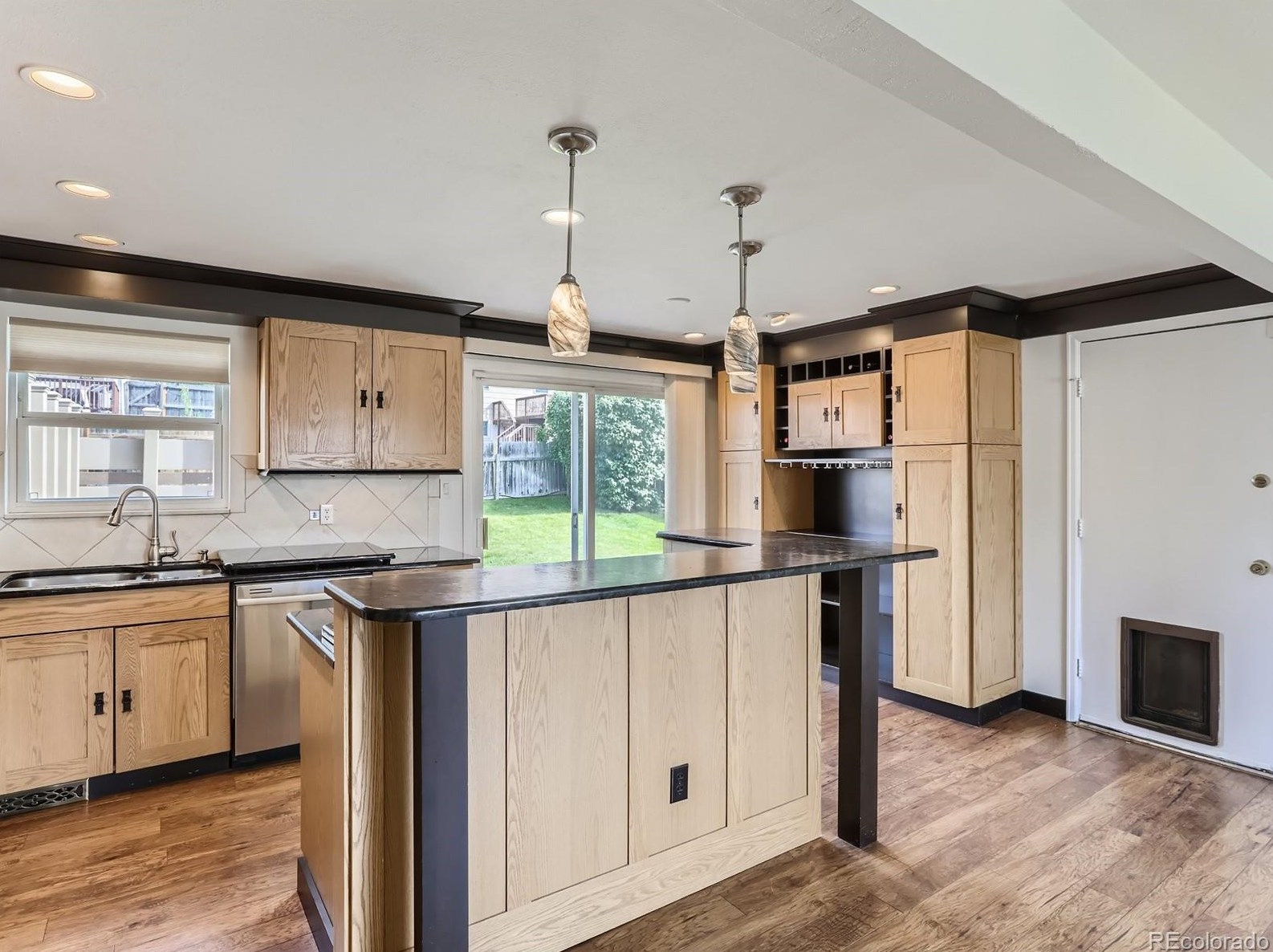 6218 75th Dr, Arvada, CO 80003-2804