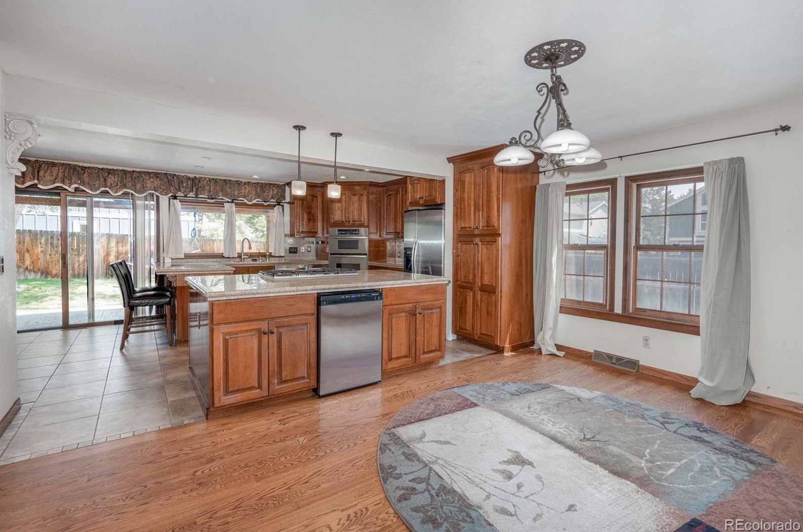 9925 87th Pl, Arvada CO  80005-1219 exterior