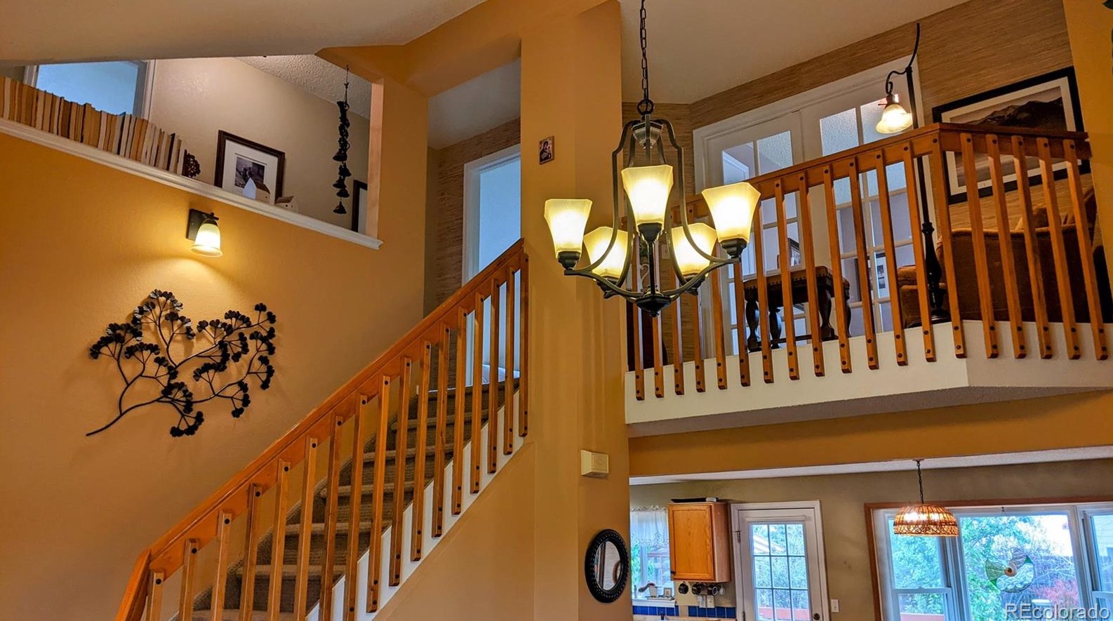 1026 Red Oak Dr, Longmont, CO 80504-8700