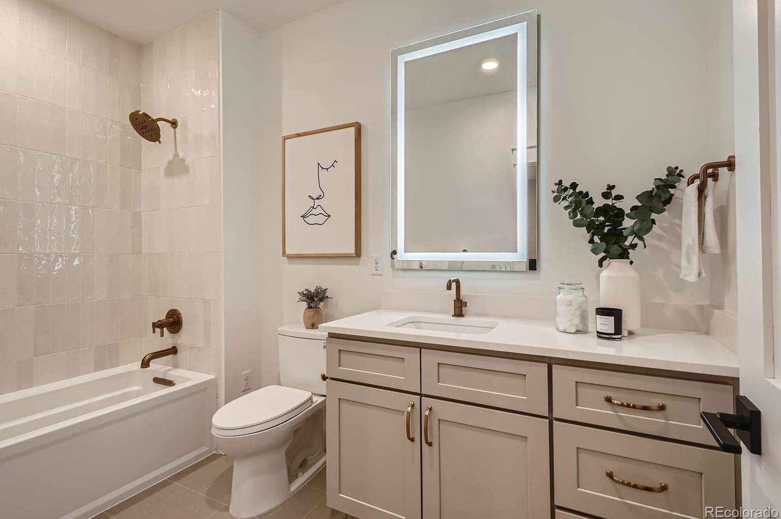 348 Orchard Rd, Littleton CO 80121-1127 exterior