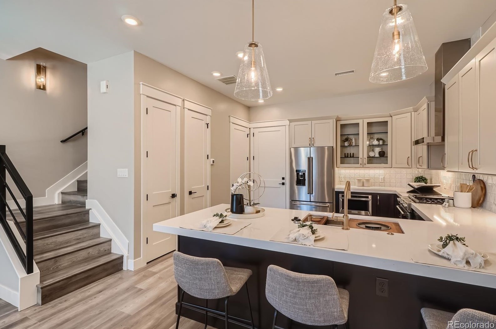 348 Orchard Rd, Littleton CO 80121-1127 exterior