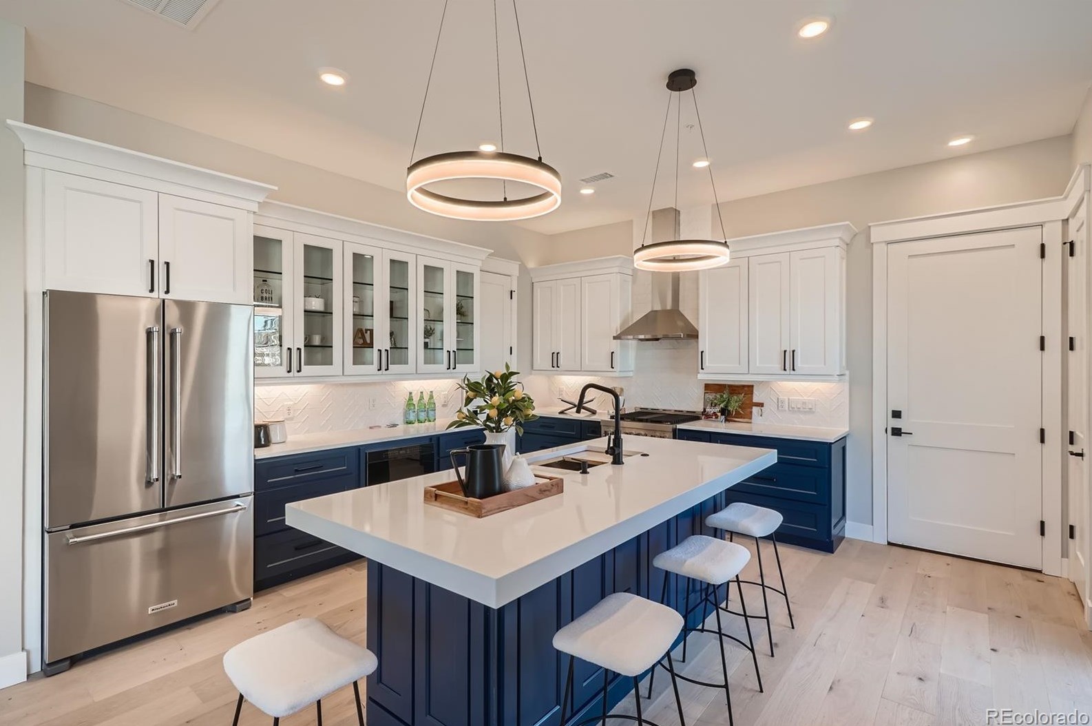 348 Orchard Rd, Littleton CO 80121-1127 exterior