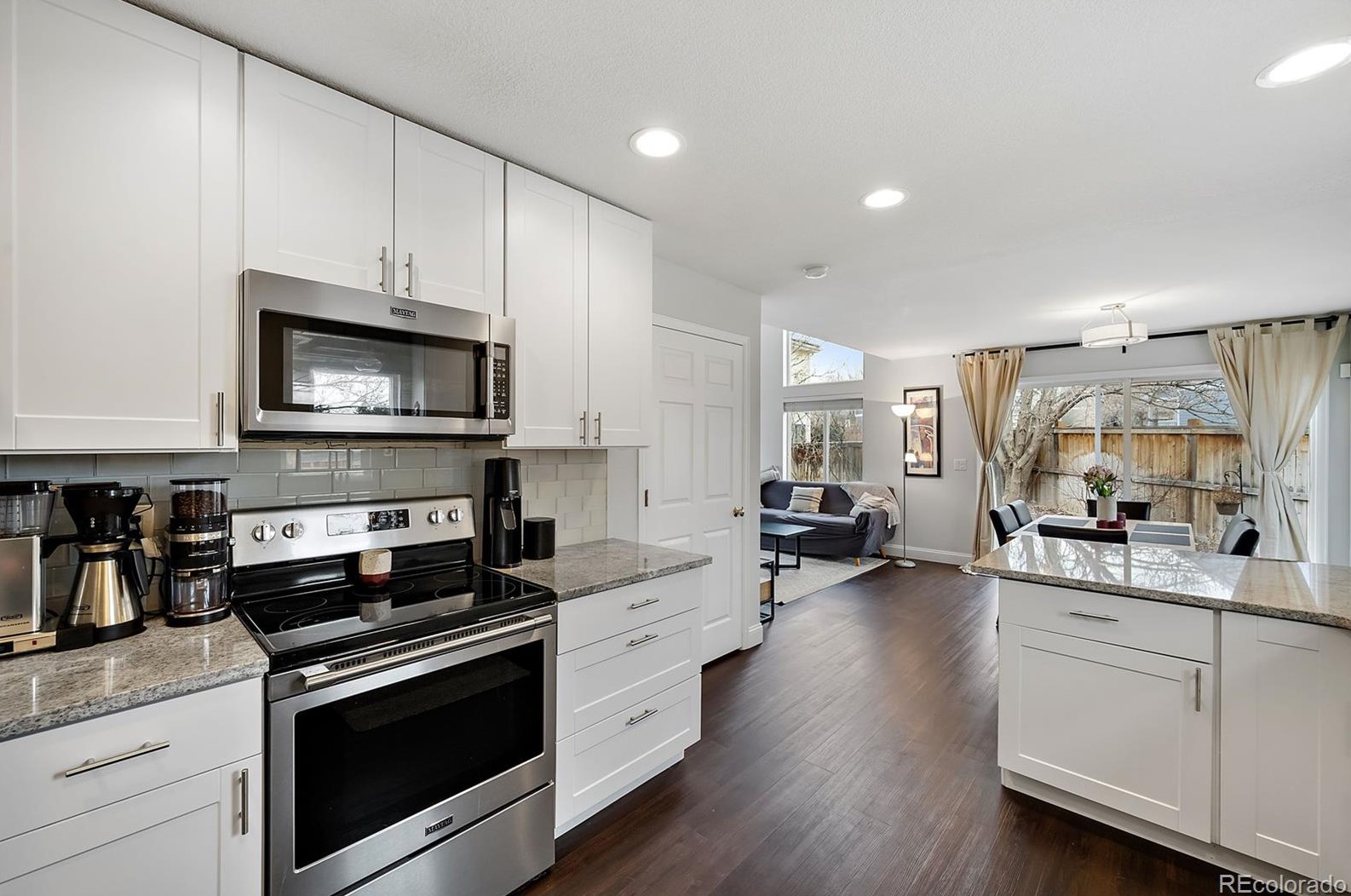 1226 Braewood Ave, Littleton CO  80129-5619 exterior