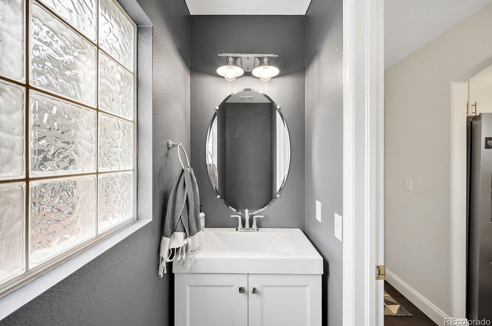 1226 Braewood Ave, Littleton CO  80129-5619 exterior