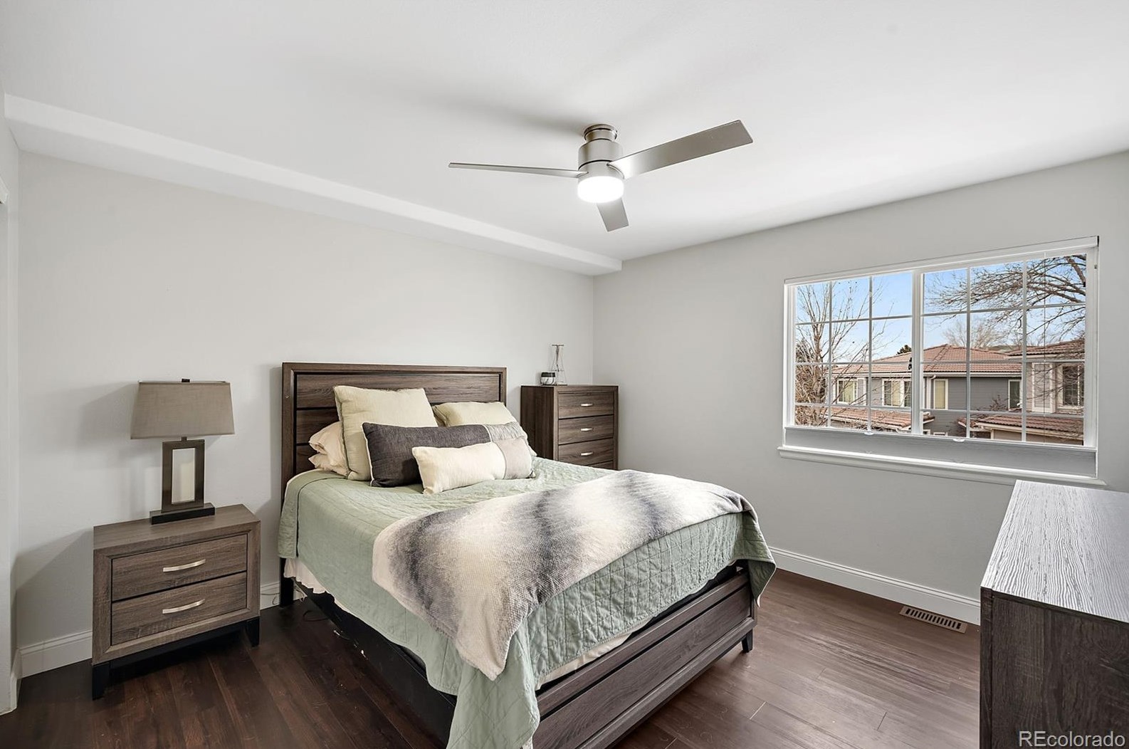 1226 Braewood Ave, Littleton CO  80129-5619 exterior