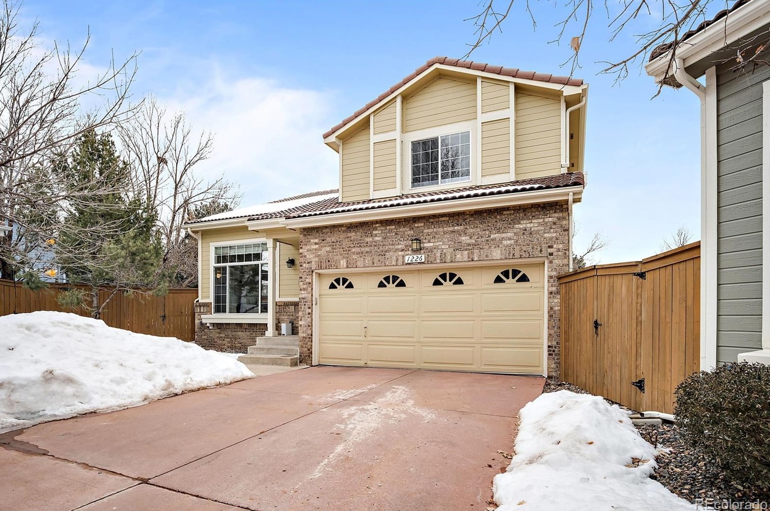 1226 Braewood Ave, Littleton CO  80129-5619 exterior