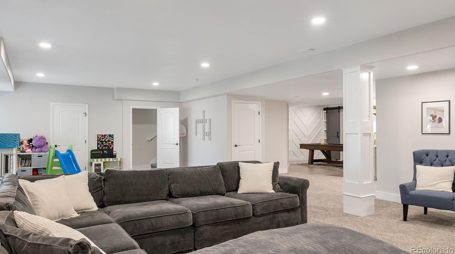 2499 Ambience Ln, Castle Rock CO  80109-3751 exterior