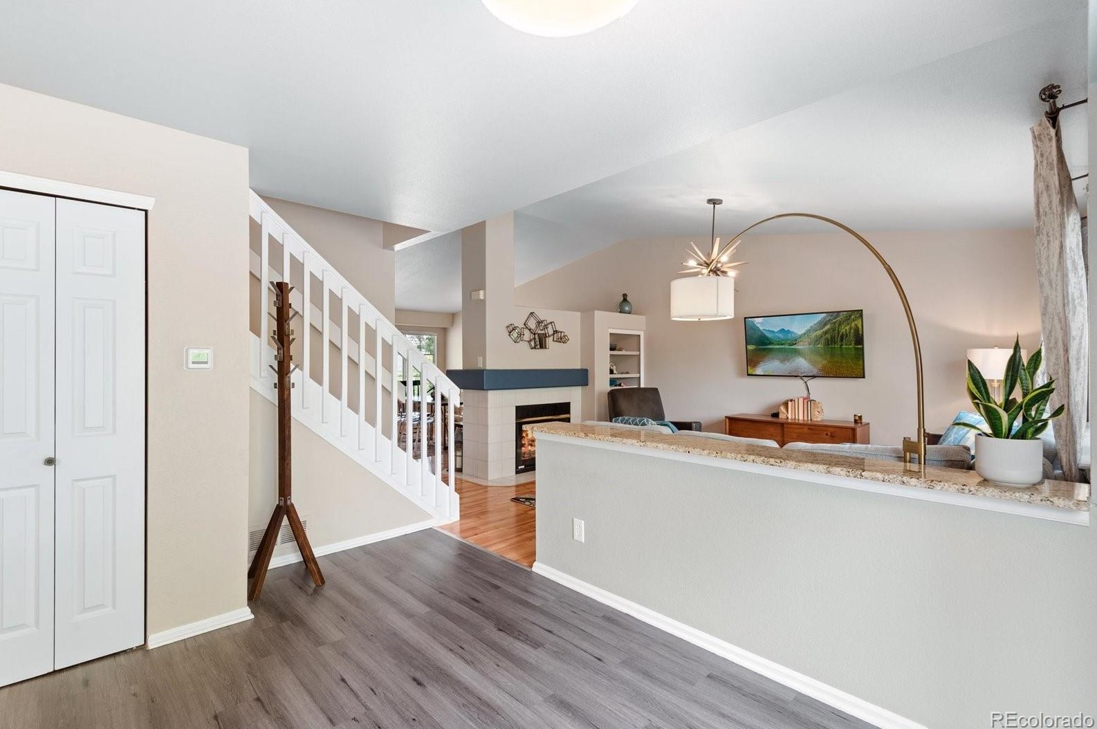 9724 Cv Crk Dr, Littleton CO 80129-5769 exterior