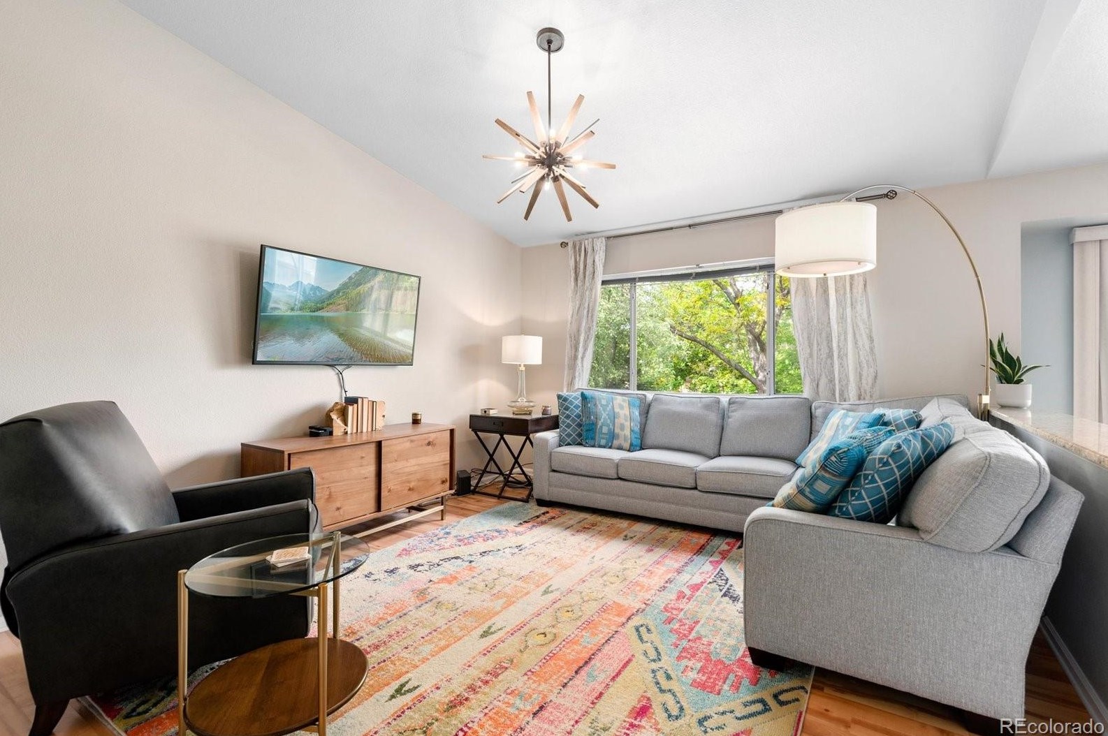 9724 Cv Crk Dr, Littleton CO 80129-5769 exterior