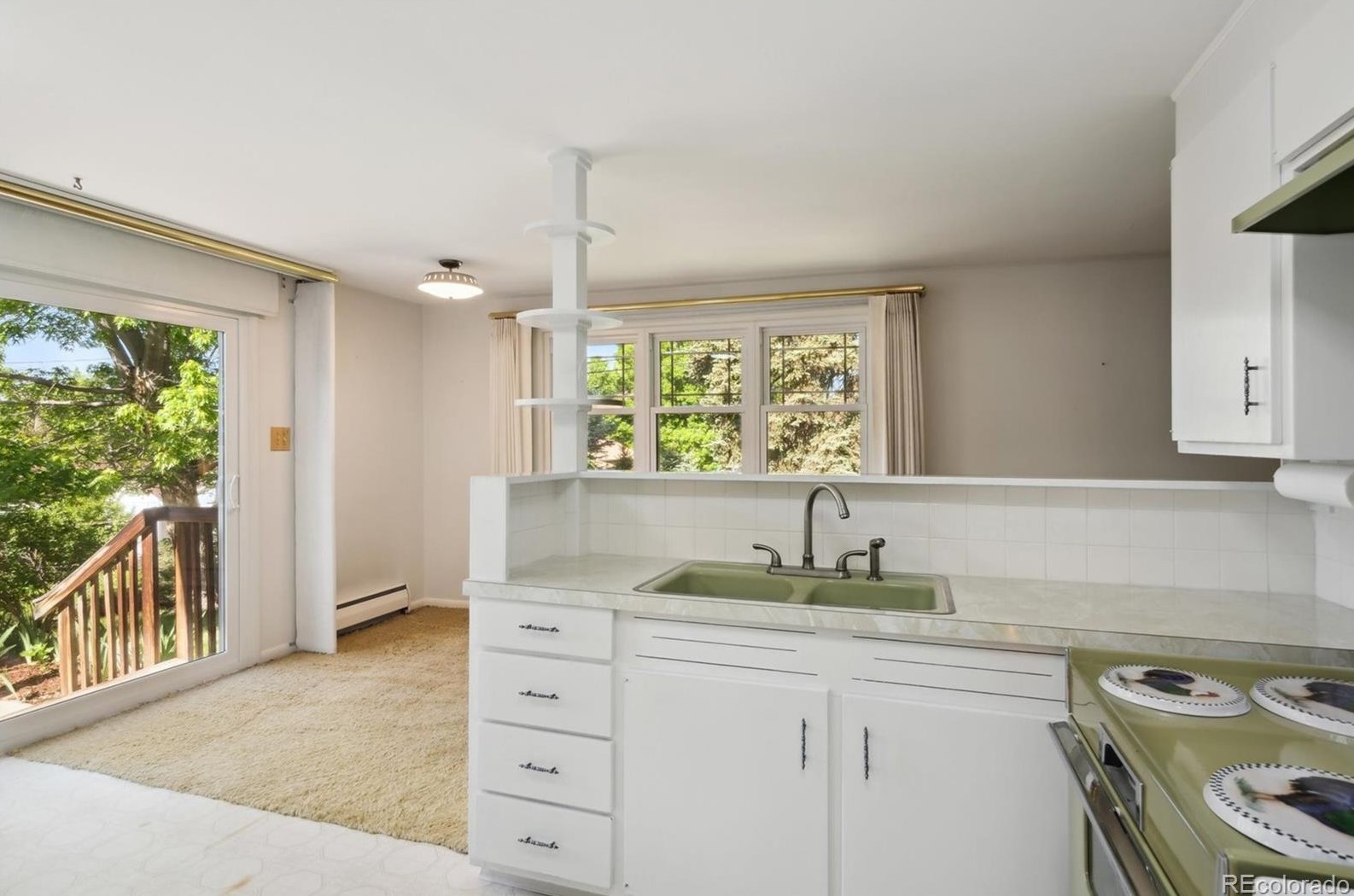 6405 Balsam St, Arvada, CO 80004-3328