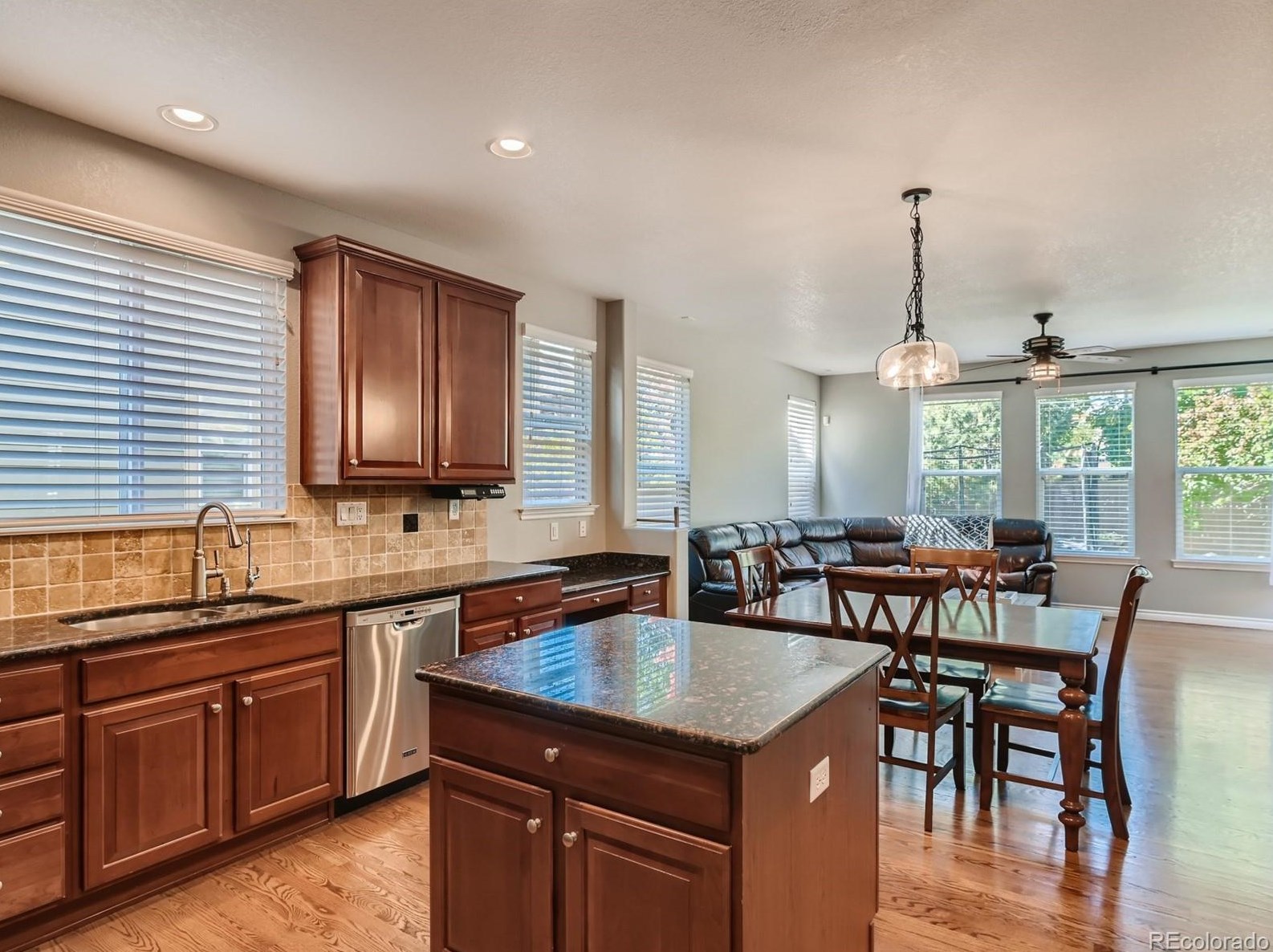 4760 Bluegate Dr, Littleton CO  80130-6600 exterior