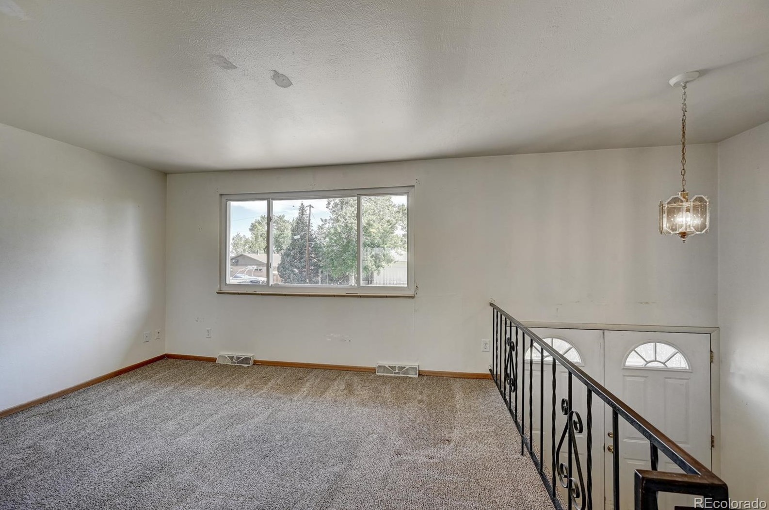 6468 77th Ave, Arvada, CO 80003-2330