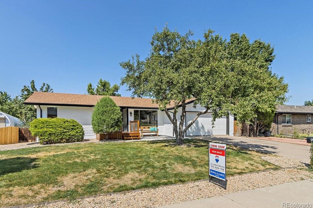 5911 68th Ave, Arvada, CO 80003-4215