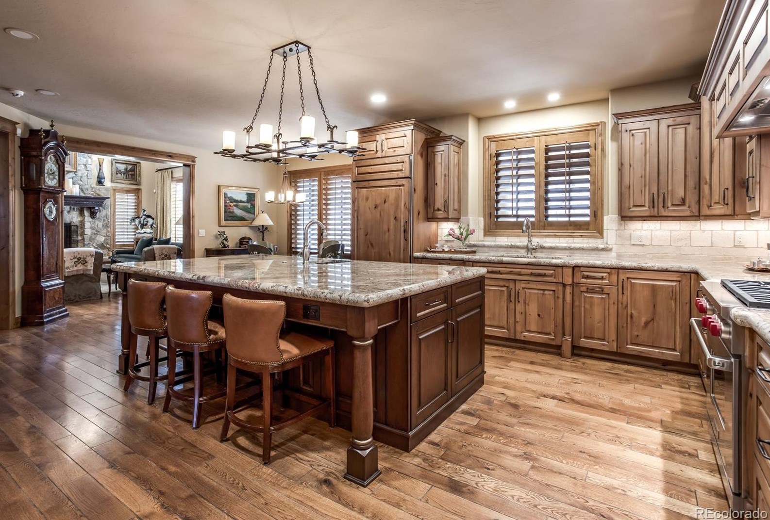 4340 Preserve Pkwy, Littleton CO  80121-3939 exterior