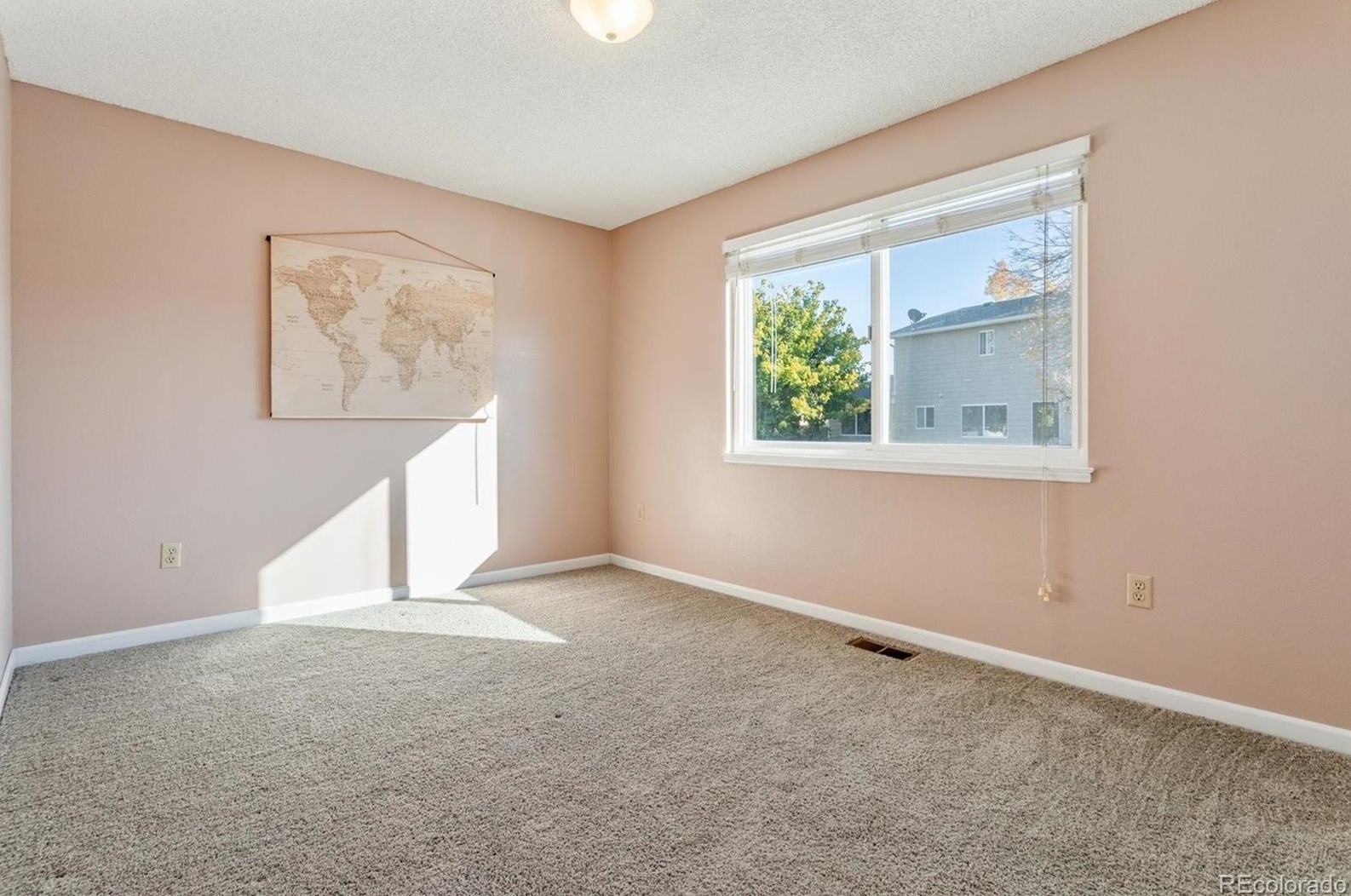 9960 Wagon Trl Dr, Littleton CO 80123-1955 exterior