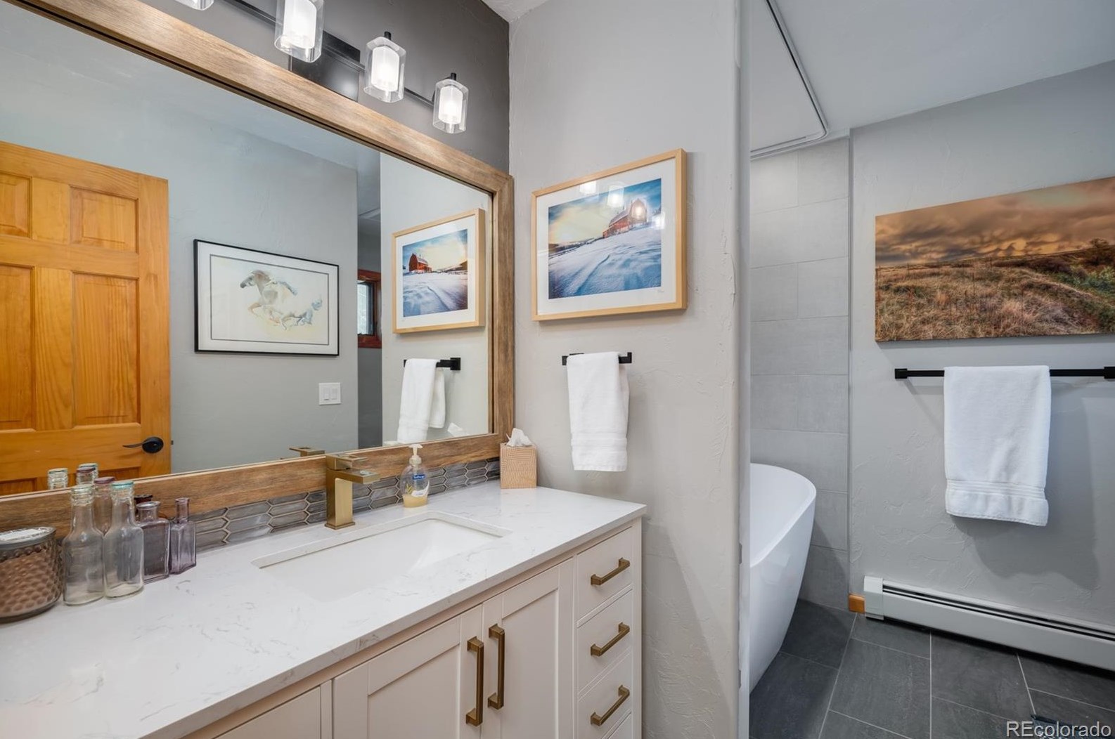 1885 Hunters Dr, Steamboat Springs CO 80487-2372 exterior