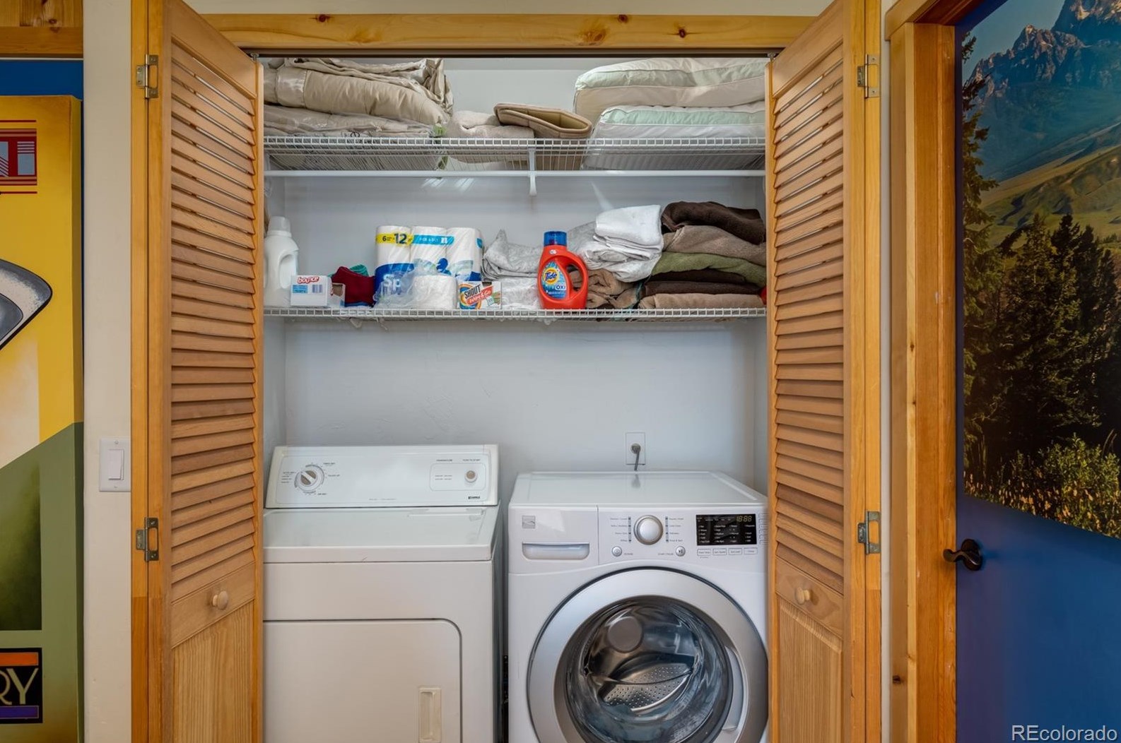 1885 Hunters Dr, Steamboat Springs CO 80487-2372 exterior