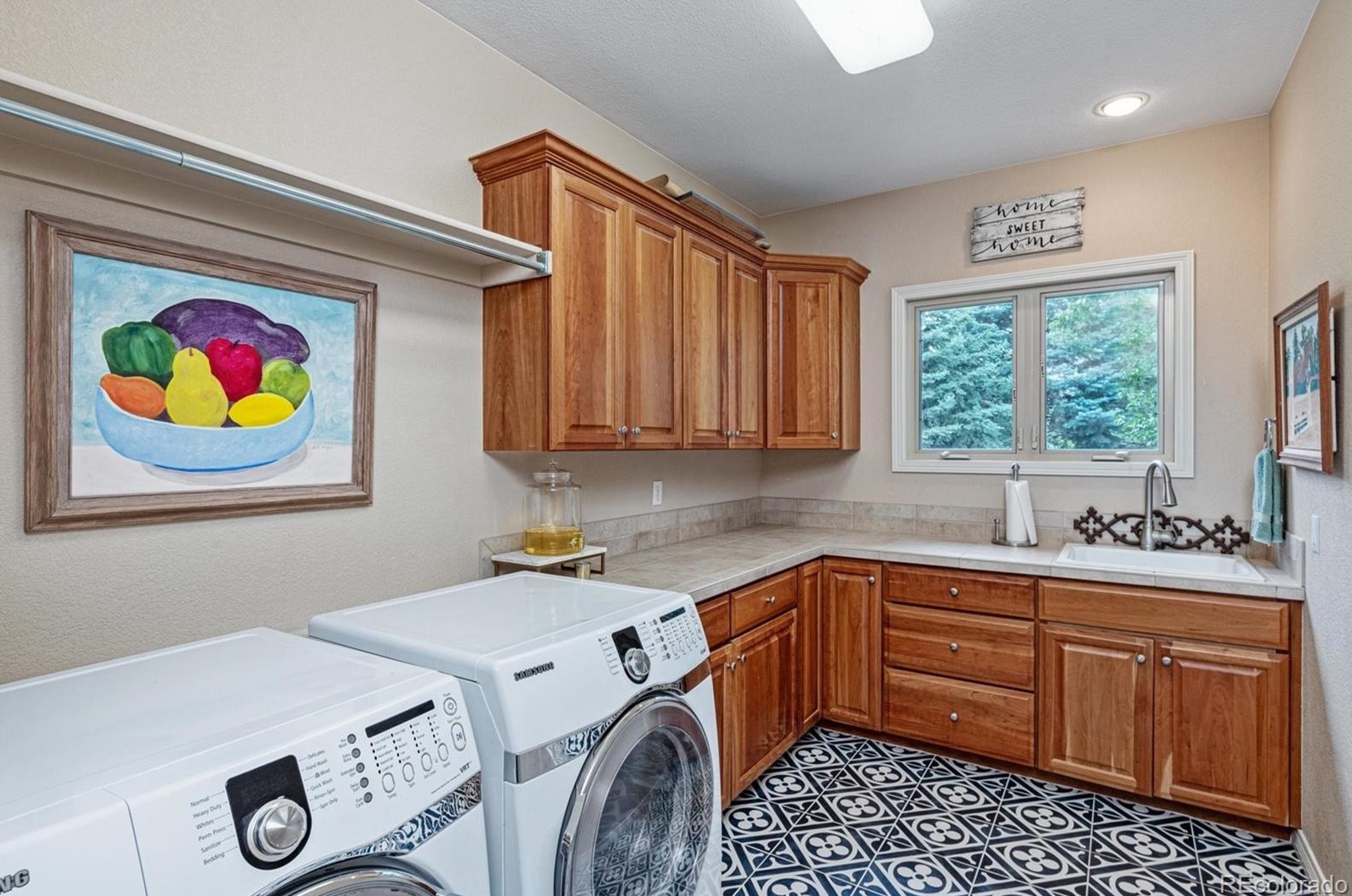 1485 Meyerwood Cir, Littleton CO 80129-1822 exterior