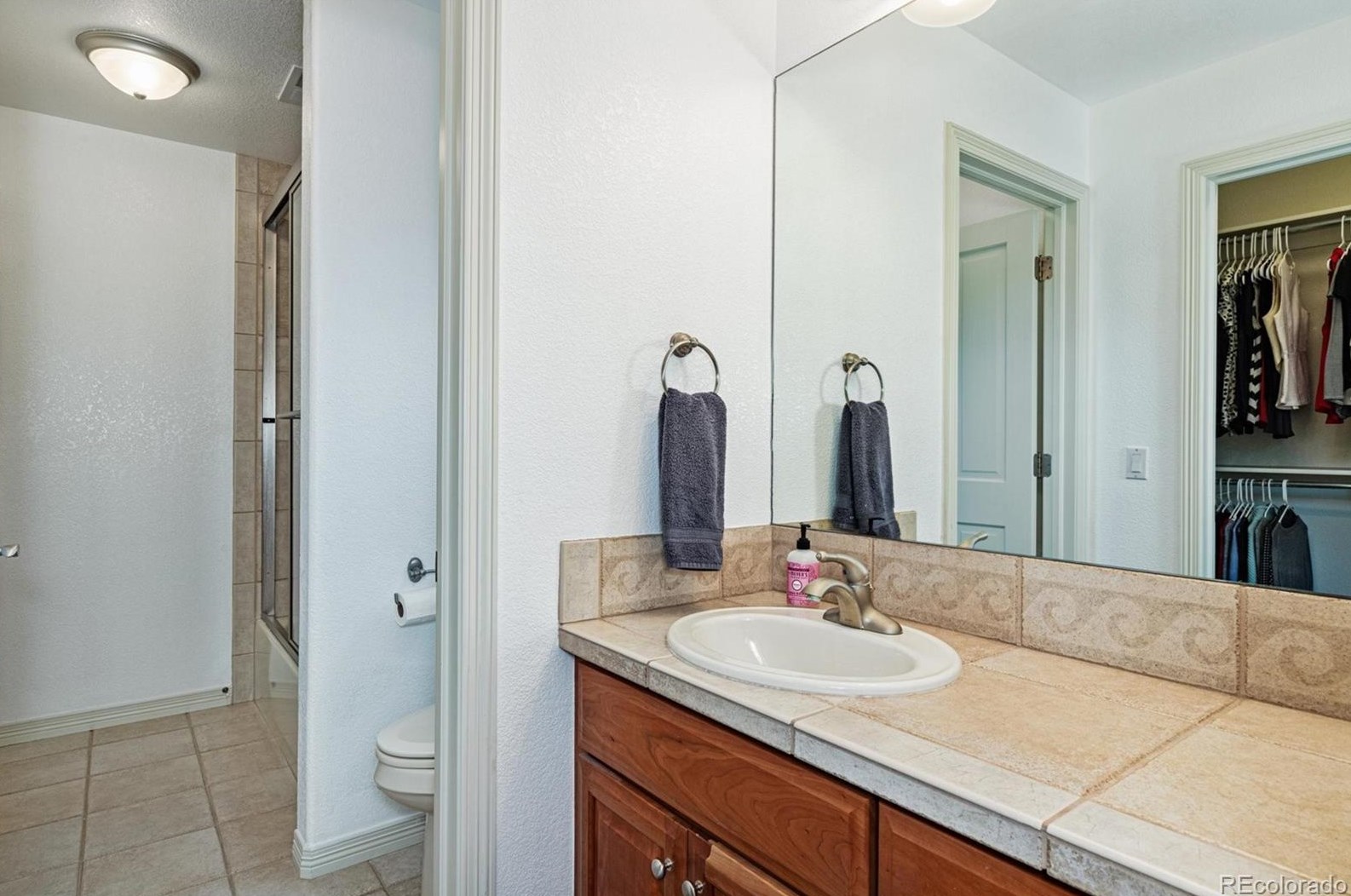 1485 Meyerwood Cir, Littleton CO 80129-1822 exterior