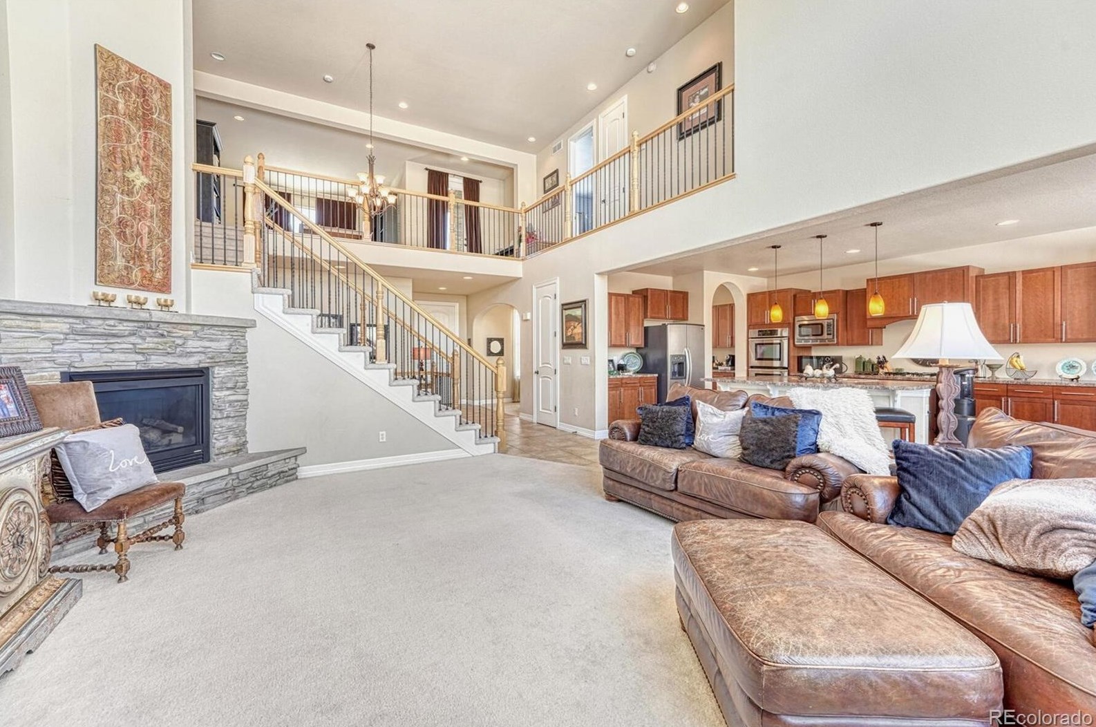 9600 Sunset Hill Cir, Littleton CO 80124-6714 exterior