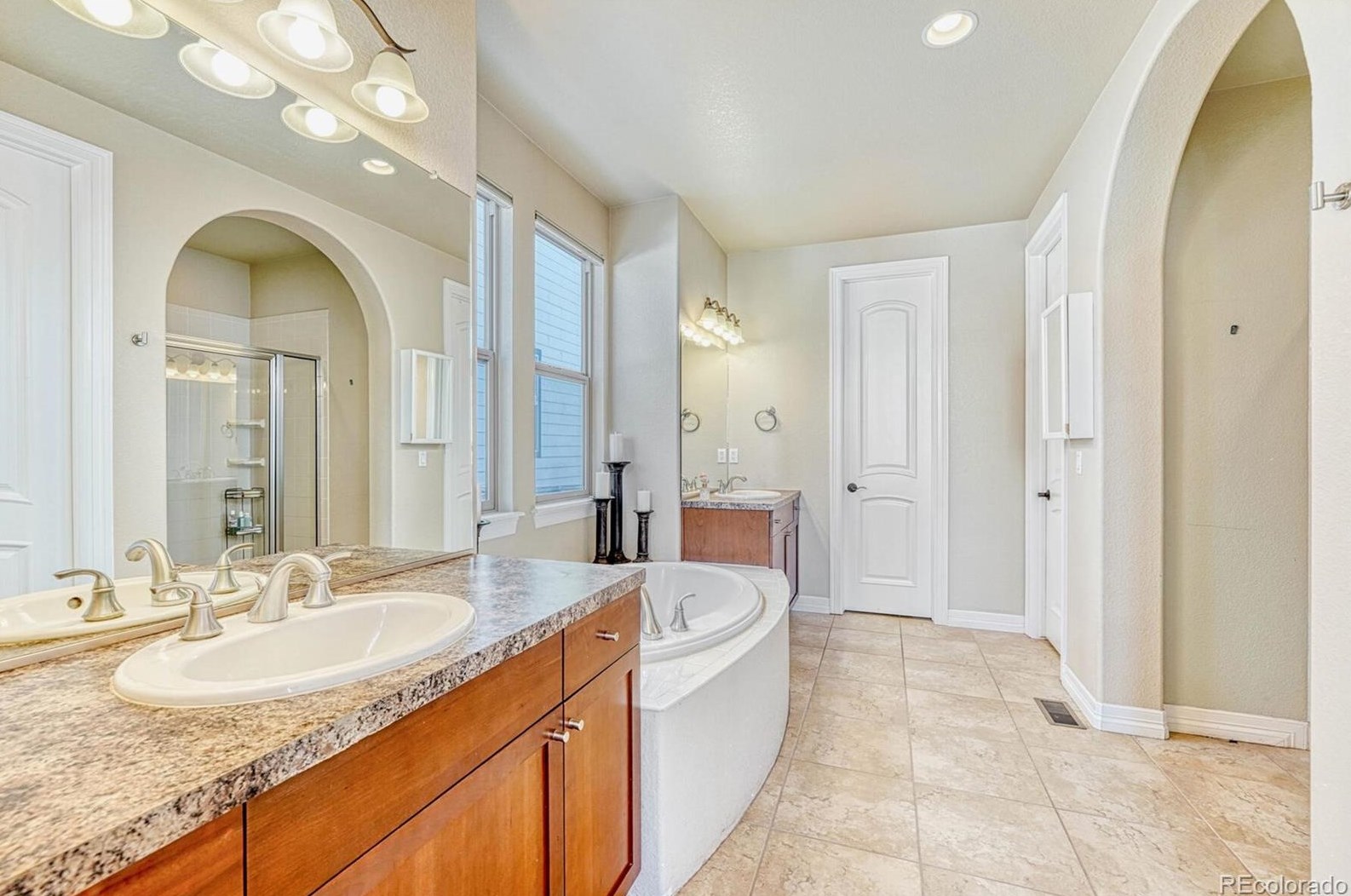 9600 Sunset Hill Cir, Littleton CO 80124-6714 exterior