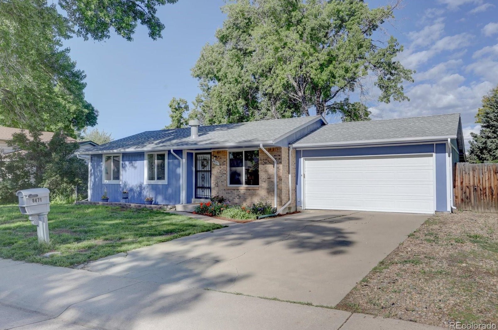 8471 Gray St, Arvada, CO 80003-1331
