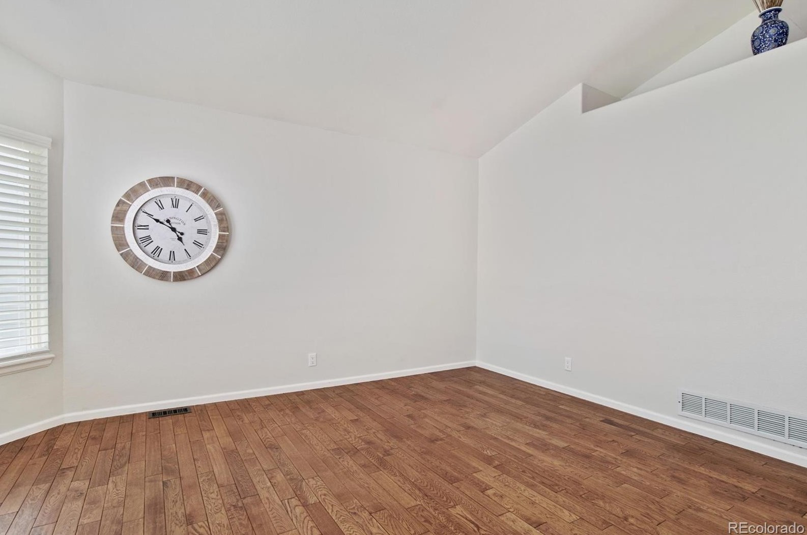 9384 Hinsdale Pl, Littleton CO  80128-4167 exterior