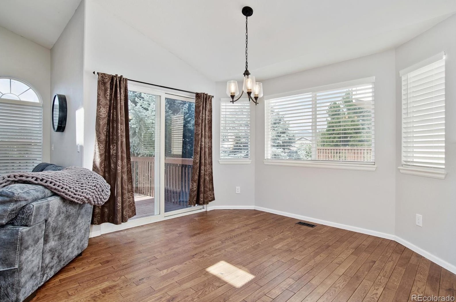 9384 Hinsdale Pl, Littleton CO  80128-4167 exterior