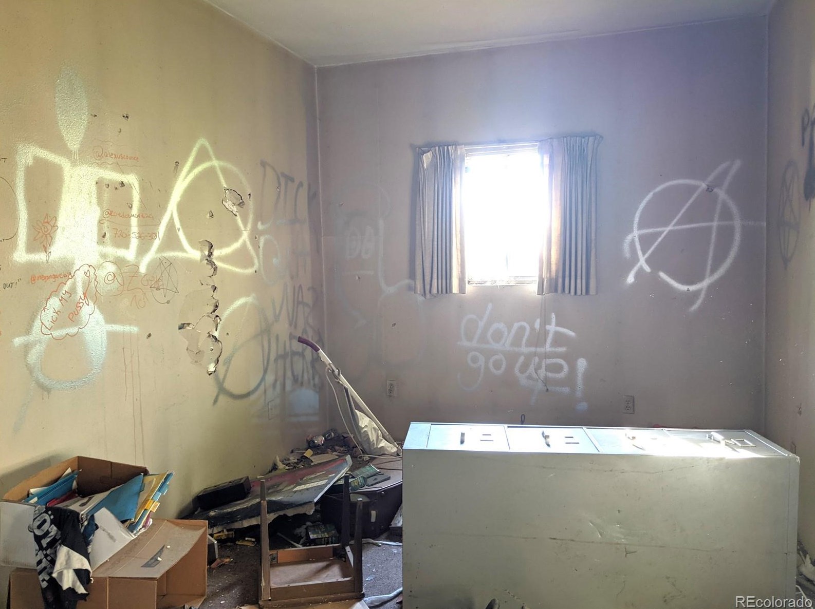 13305 82 Ave, Arvada CO  80005-1722 exterior