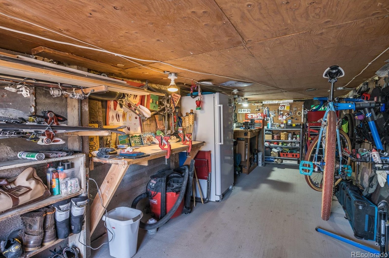 12 Nob St, Steamboat Springs CO 80487-4911 exterior