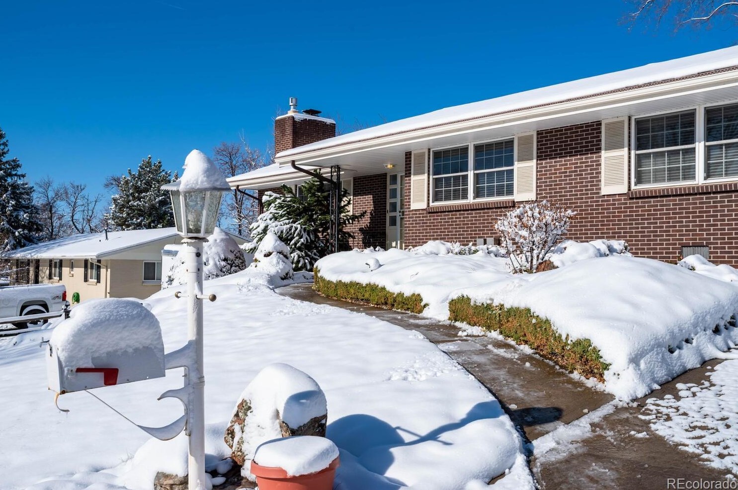 6053 Youngfield St, Arvada CO  80004-3958 exterior