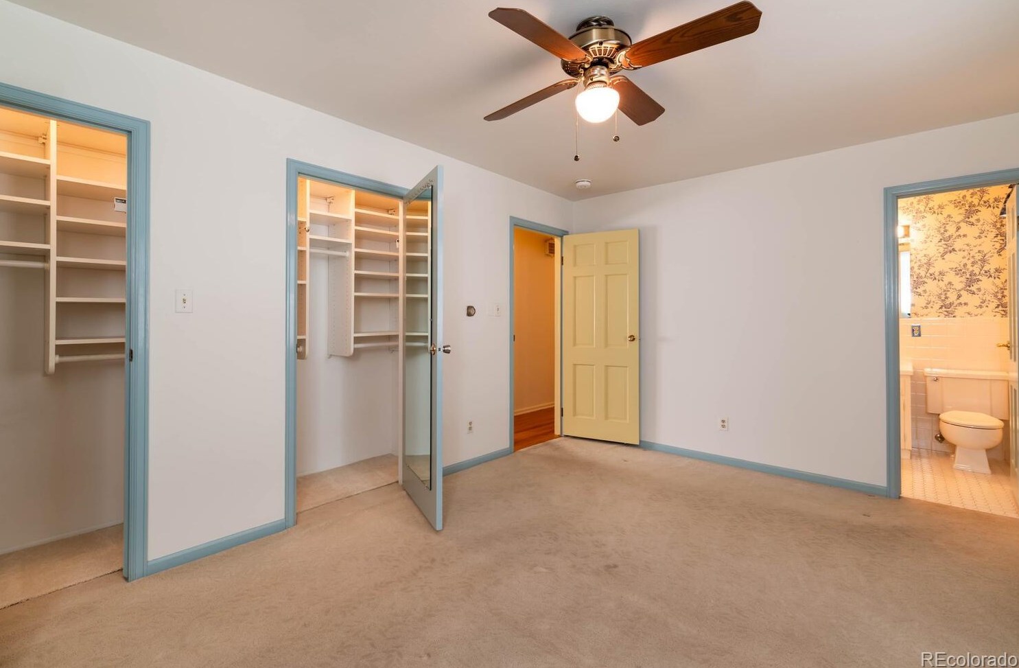 6053 Youngfield St, Arvada CO  80004-3958 exterior