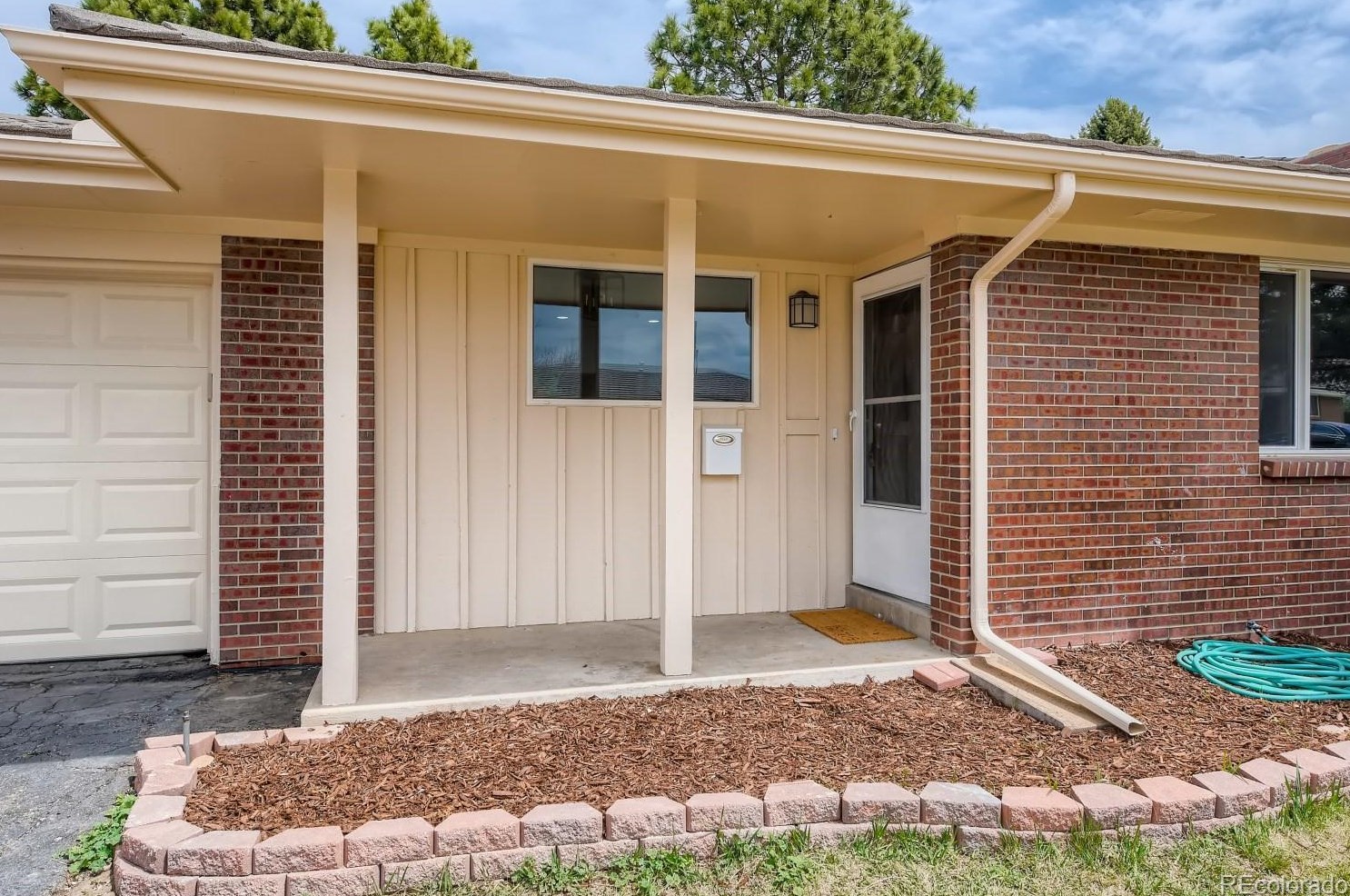 4630 S Akron St, Englewood, CO 80111