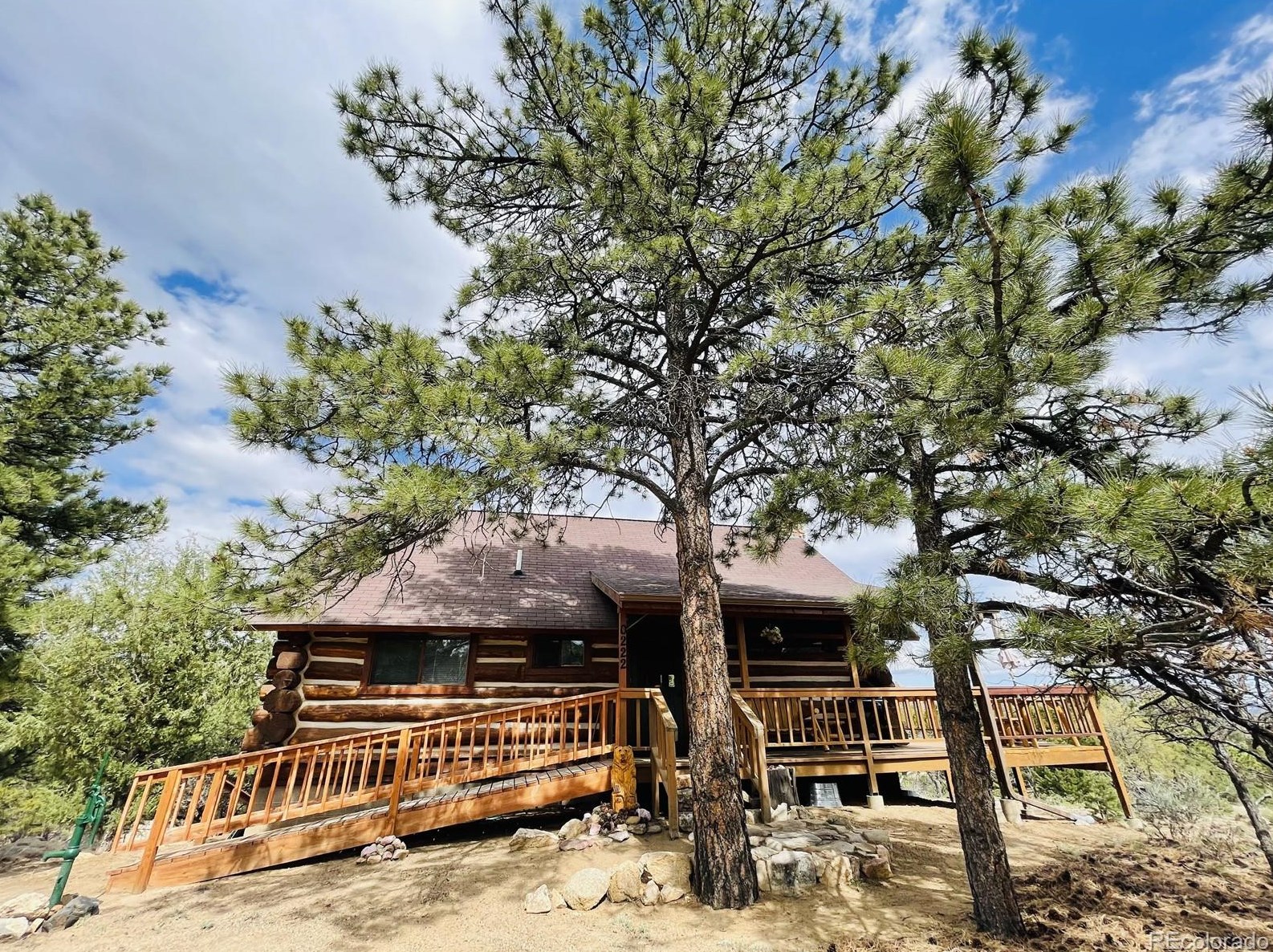 222 Red Feather Rd, Cotopaxi, CO 81223