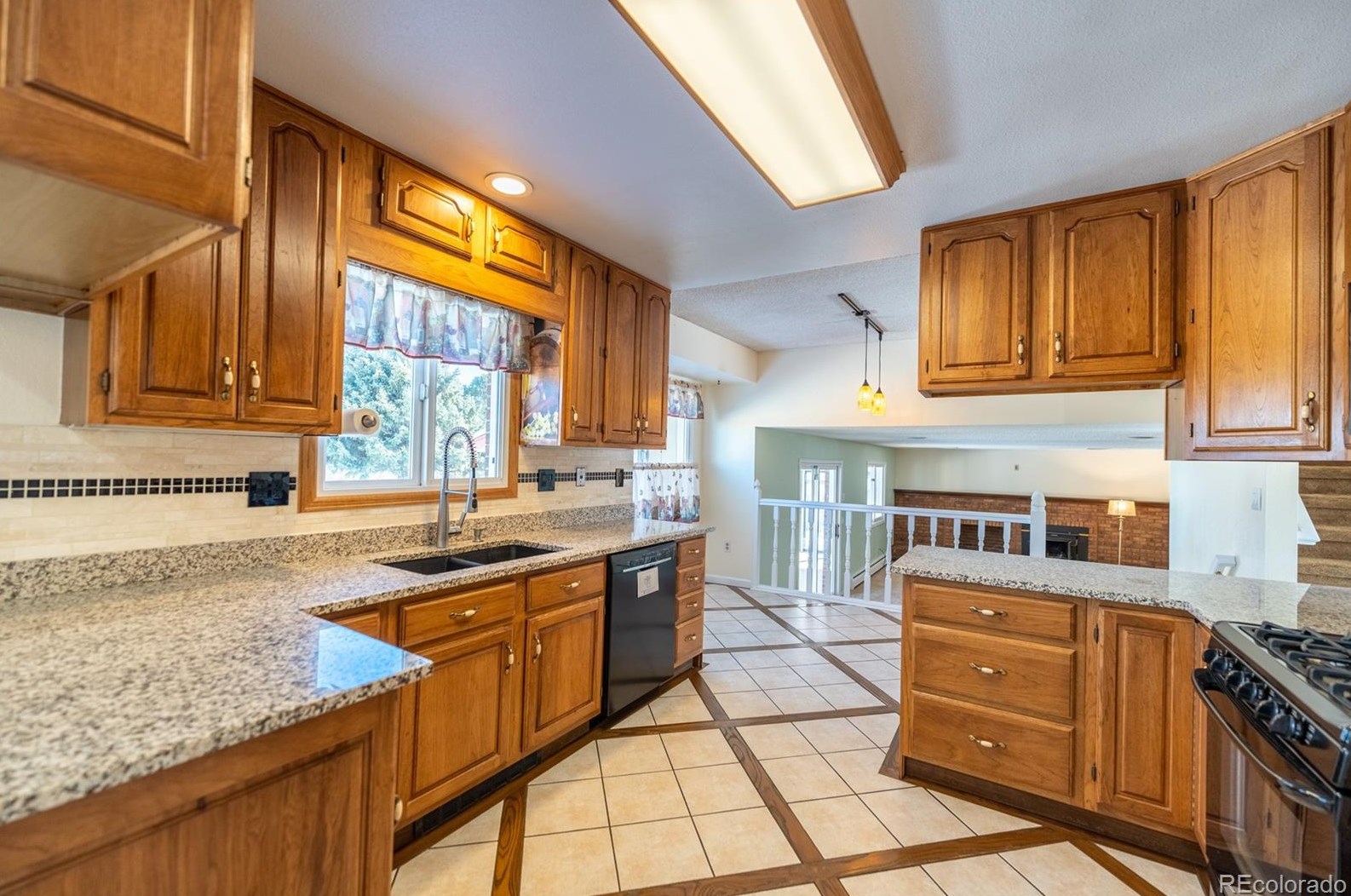 5398 Eldridge St, Arvada CO  80002-1632 exterior