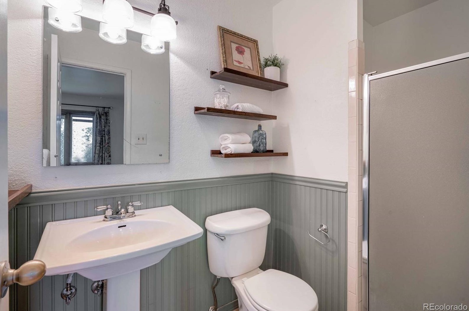 3498 Davies Ave, Littleton CO 80120-4288 exterior