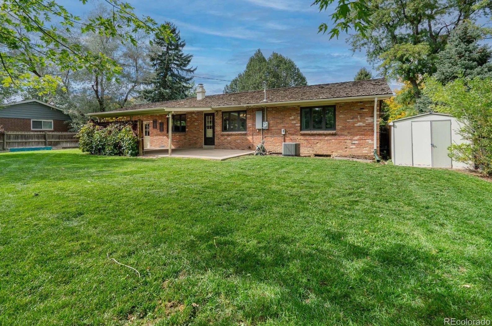 3498 Davies Ave, Littleton CO 80120-4288 exterior