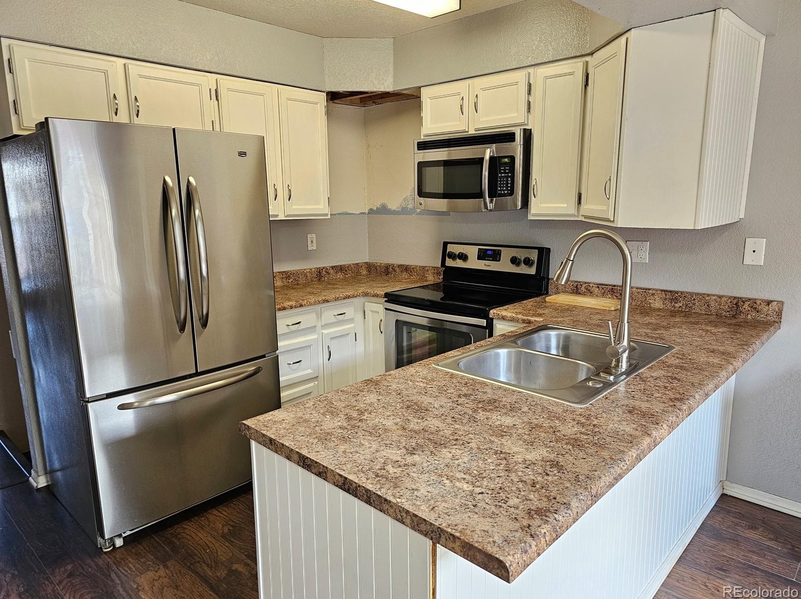 8166 Fillmore Cir, Littleton, CO 80122-3431