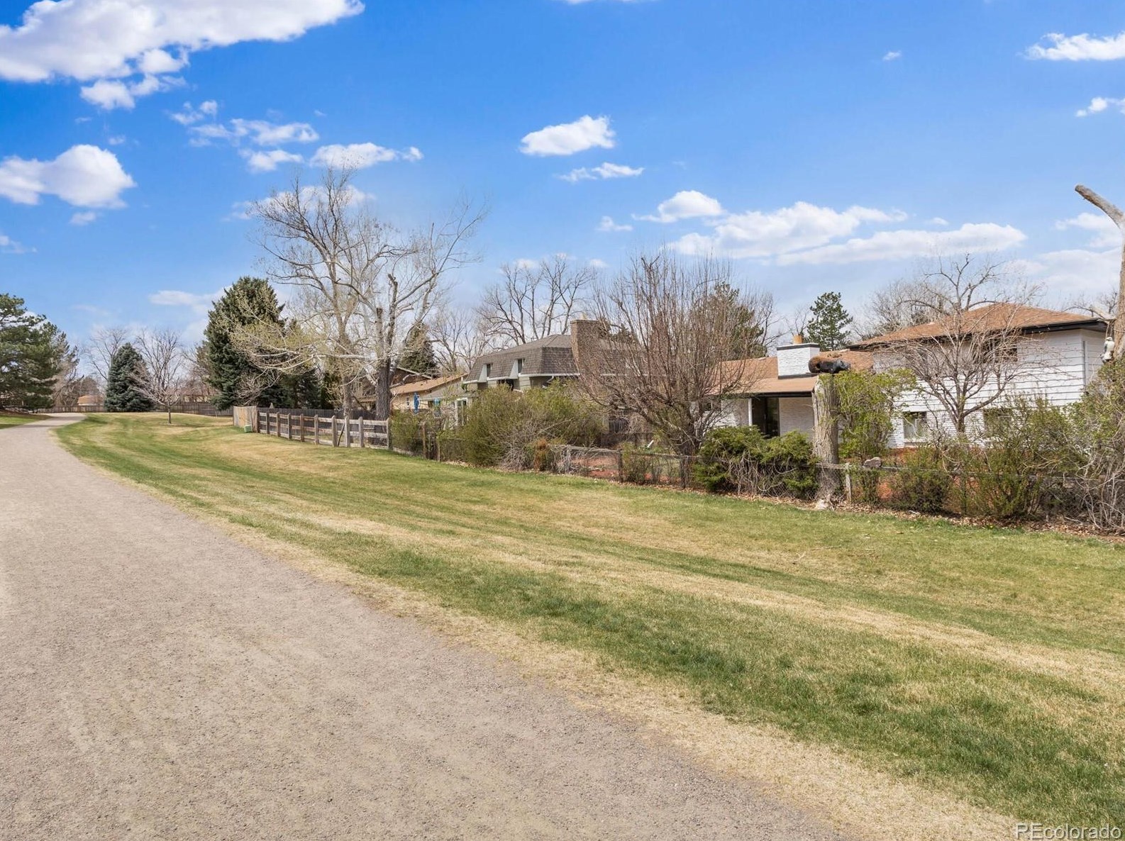 7130 Eudora Ct, Littleton CO  80122-2434 exterior