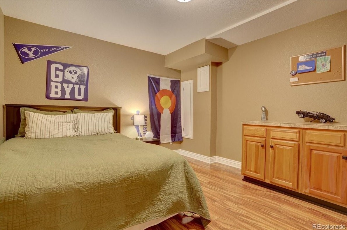 10392 Brookhollow Cir, Littleton CO  80129-1801 exterior