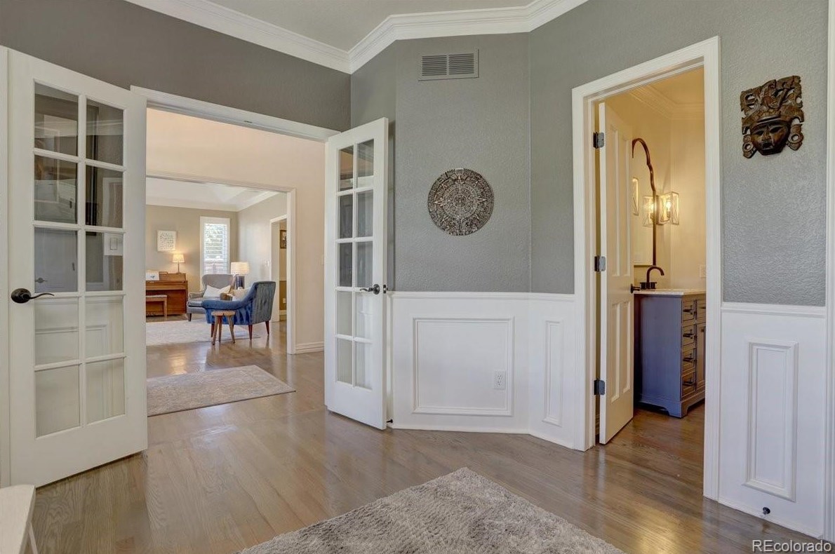 10392 Brookhollow Cir, Littleton CO  80129-1801 exterior