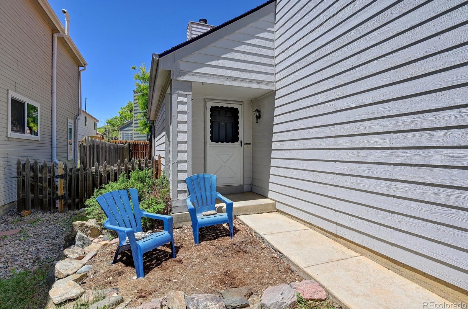 5619 Youngfield Way, Littleton CO 80127-2192 exterior